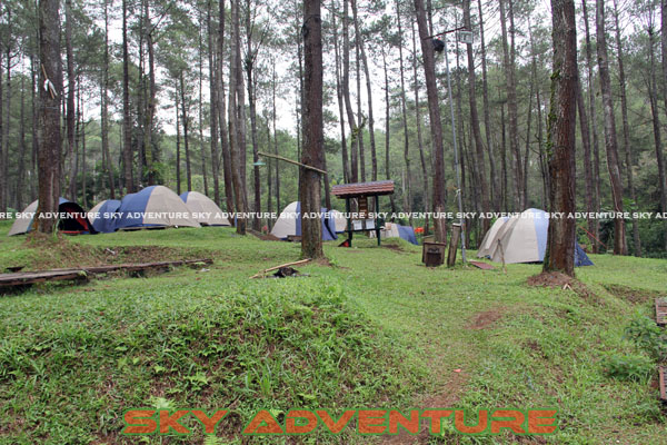 camping ground cikole lembang bandung jawa barat indonesia by Sky Adventure Indonesia (12)